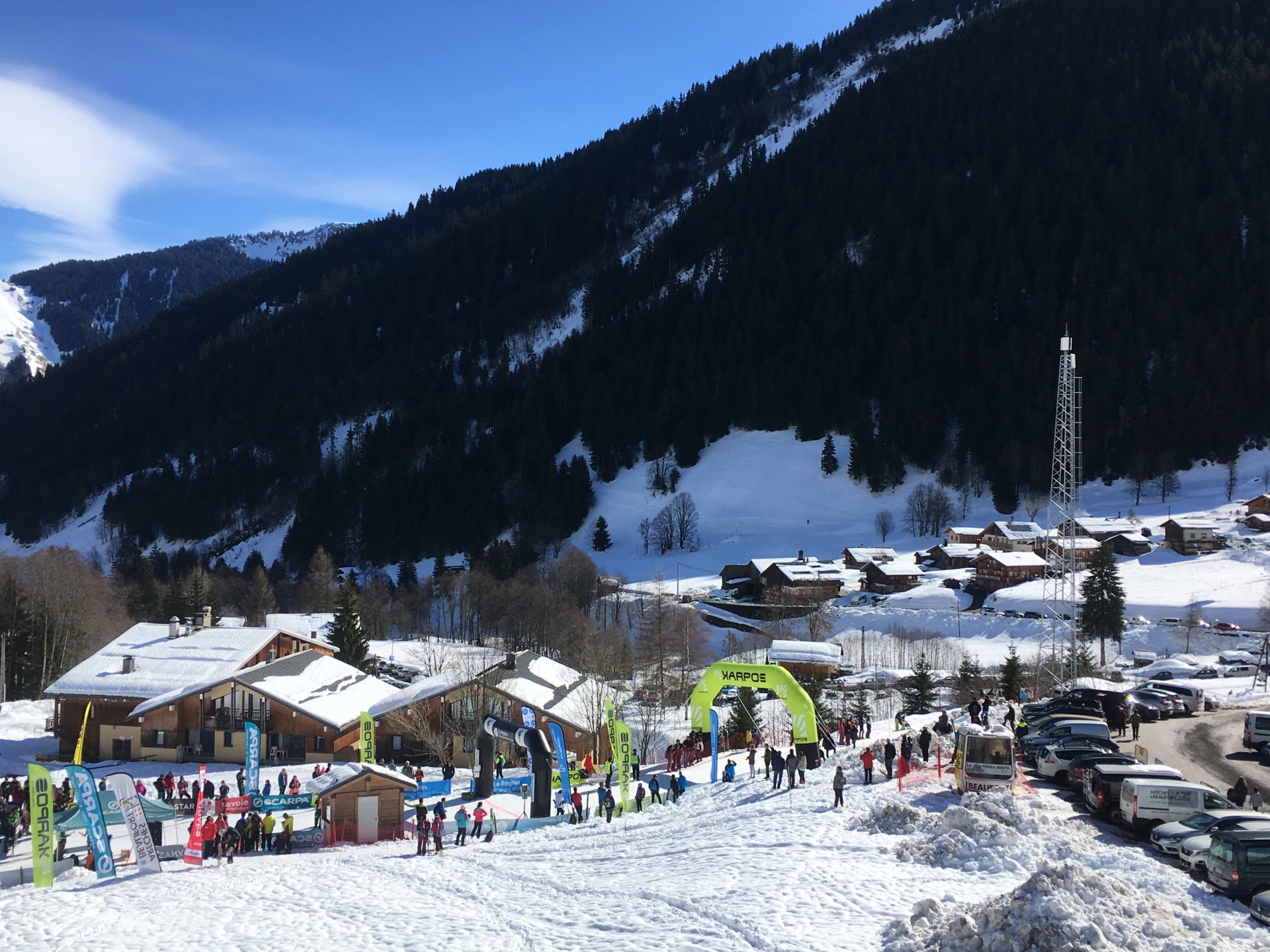 L'arrivée de la course de ski alpinisme La Pierra Menta.